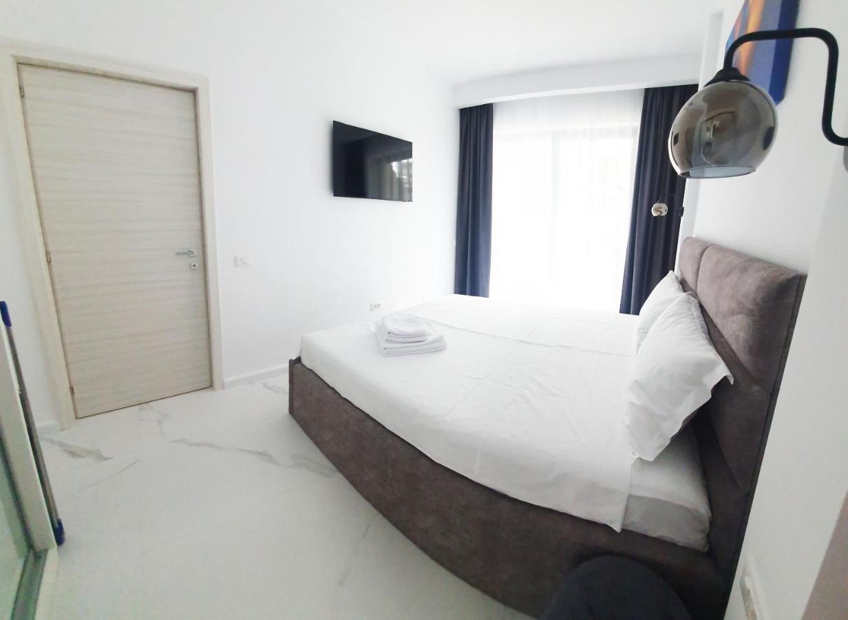 Adelina Wave 5 Apartment Navodari